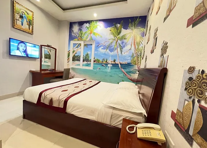 Long Bao Chau Hotel