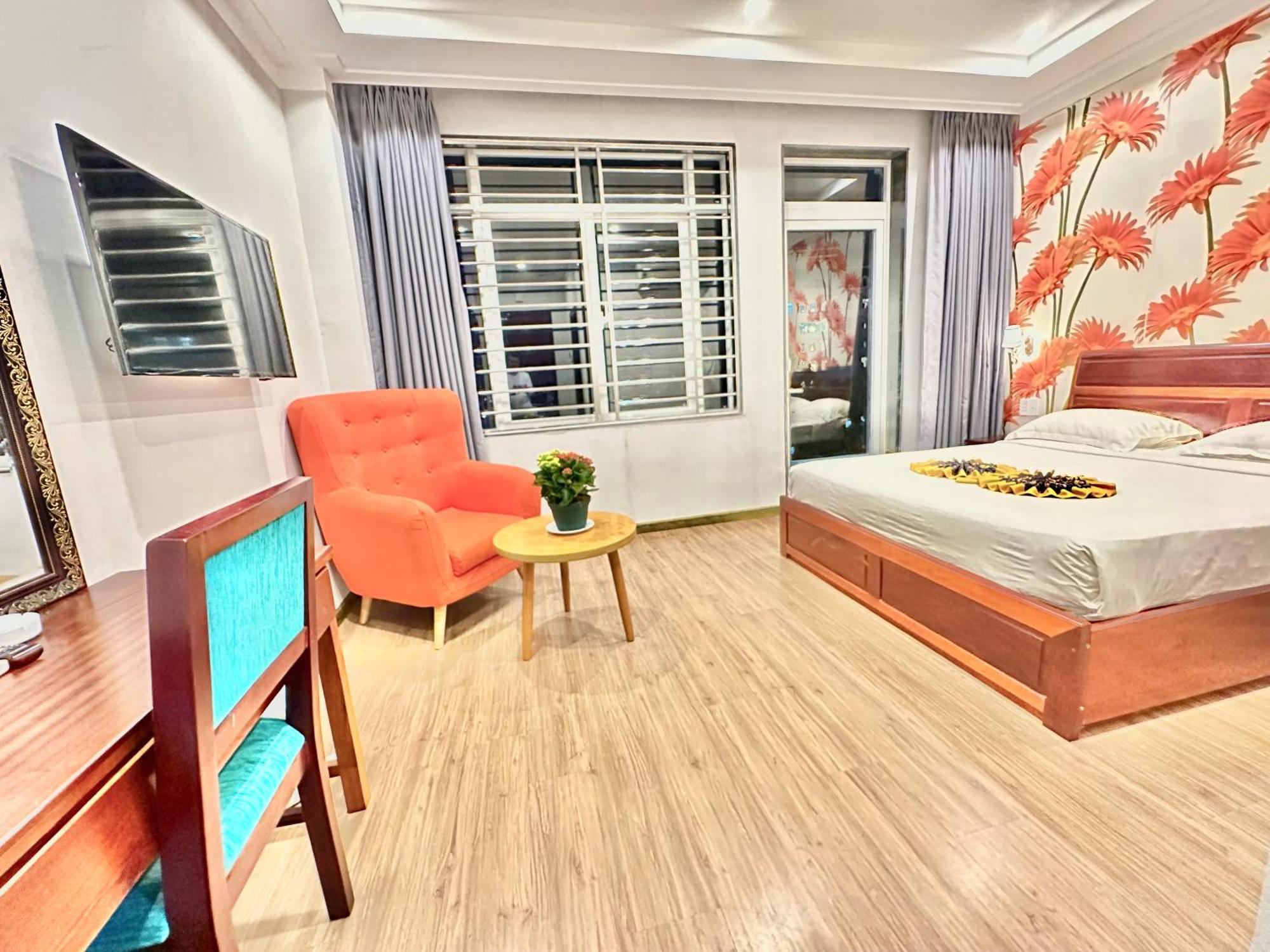 Long Bao Chau Hotel 3*
